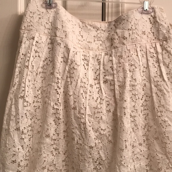 WD NY Beautiful ivory eyelet flare skirt - Picture 2 of 6